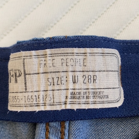 Jeans - Picture 3 of 5